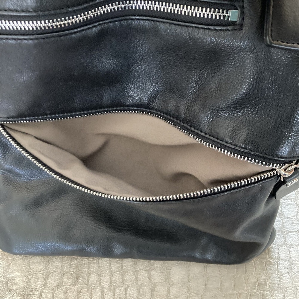 Margot New York Triple Zipper Messenger Purse Crossbody Bag Black Leather - Picture 5 of 13